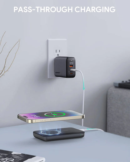 AUKEY WIRLESS POWER BANK 6700 MAH